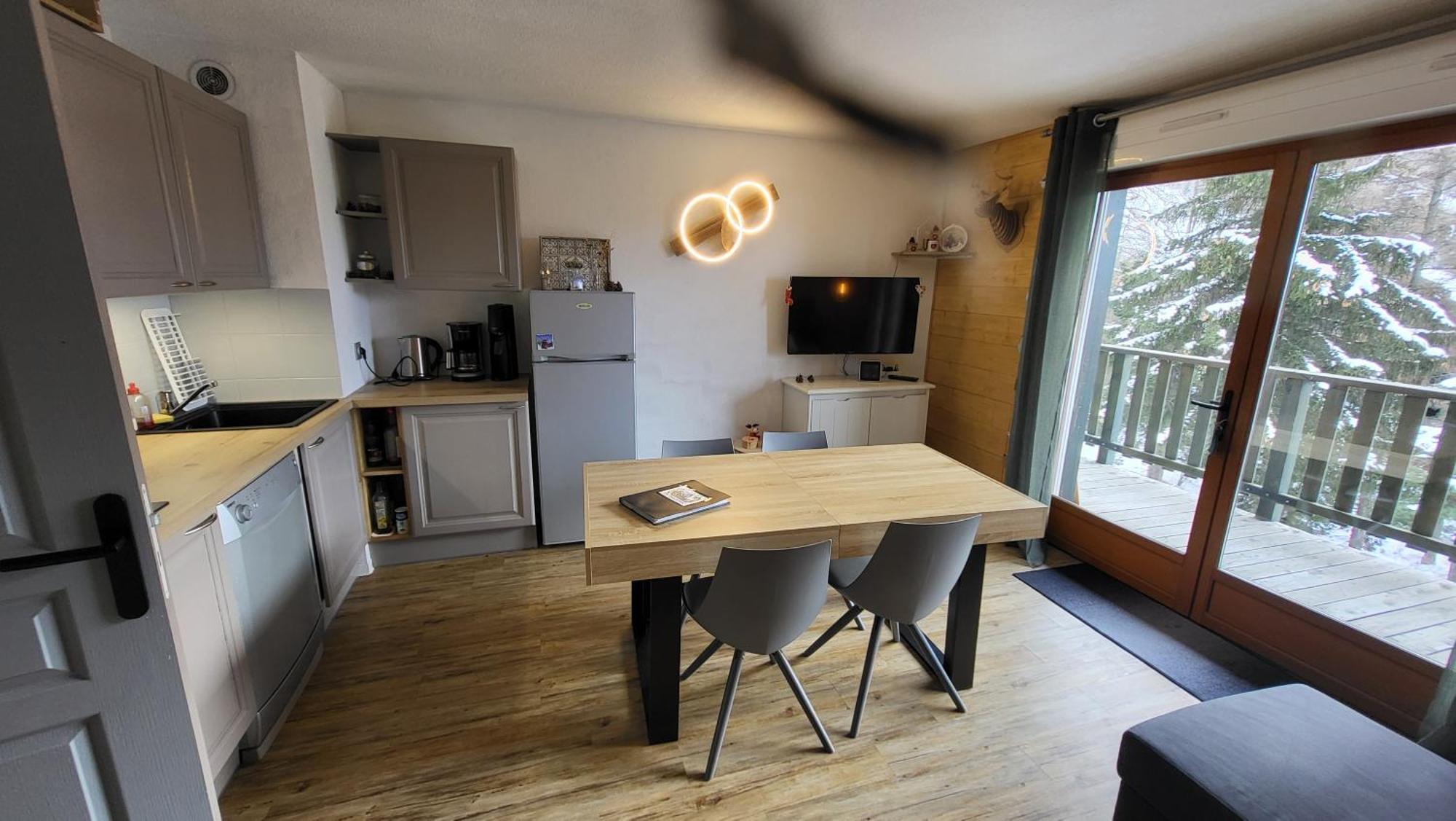 Appartement 4 A 6 Personnes - Chalets D'Aurouze - La Joue Du Loup Saint-Étienne-en-Dévoluy Екстериор снимка